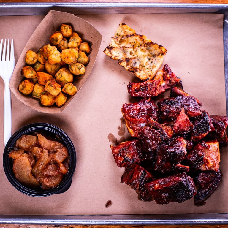 Savor Our Lunch Offerings